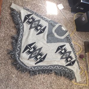 M/L poncho